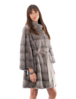 Cappotto visone orizzontale campana con maniche tre quarti 44 blue iris collo pistagna cintura