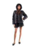 Horizontale Nerzjacke mit Reißverschluss 42 dunkelgrau anthrazit langärmelige Kapuze – Bild 5