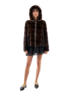 Giacca visone orizzontale con zip 44 demi buff scuro marrone manica lunga cappuccio