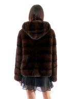 Giacca visone orizzontale con zip 44 demi buff scuro marrone manica lunga cappuccio