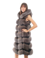112 cm long vest in silver fox fur blue frost 48 with zip hood and suede - Image 4
