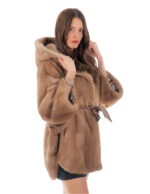 Норковая накидка 48-56 пастельные тона, пончо, полная кожа, короткий рукав, внутренний пояс, кожаный воротник на пуговицах — изображение 2