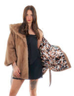 Норковая накидка 48-56 пастельные тона, пончо, полная кожа, короткий рукав, внутренний пояс, кожаный воротник на пуговицах — изображение 6