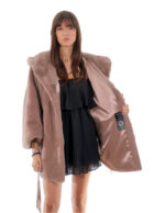 Норковая накидка 48-56 серо-коричневое пончо, полная кожа, короткий рукав, внутренний пояс, кожаный воротник на пуговицах — изображение 6