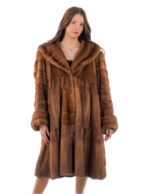 Cappotto 110 cm demi buff 58 modello campana visone orizzontale e verticale collo tondo risvolto maniche