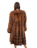 Cappotto 110 cm demi buff 58 modello campana visone orizzontale e verticale collo tondo risvolto maniche