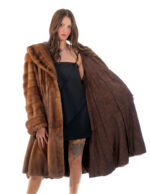 Cappotto 110 cm demi buff 58 modello campana visone orizzontale e verticale collo tondo risvolto maniche