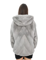 Поперечная шуба из норкового серого сапфира 46 с рукавами 3/4 и капюшоном на молнии — изображение 5