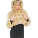 Beige fox fur short jacket 46 long sleeves hood closure hooks