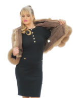 Короткая куртка из меха лисы лесного ореха 48 с длинным рукавом, застежка капюшона на крючки — изображение 6