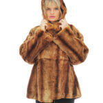 Giacca in pelliccia di rex 54 collo pistagna e cappuccio removibile marrone manica lunga tasche esterne