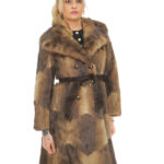 Long fur beaver coat 42 buttons double-breasted slit back collar chest and lapel