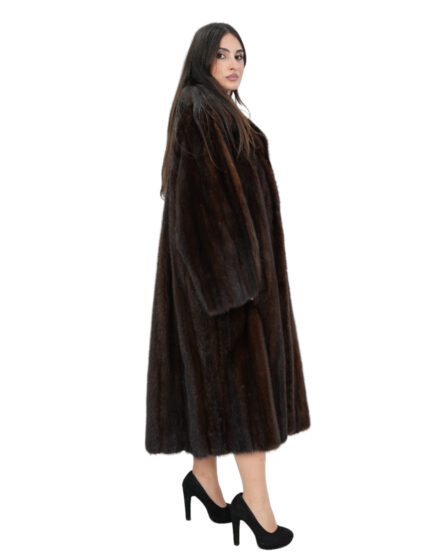 Cappotto demi scuro visone 56 modello ruota a campana con manica lunga e sciallato