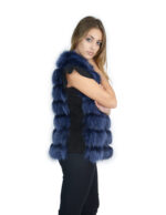 Smanicato corto 46 in pelliccia di volpe blu acceso senza collo chiusura ganci e pelle trasporto nero