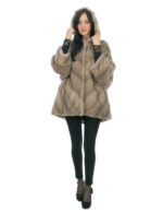 Mink cape V-shaped whole skins 48-56 blue iris three-quarter sleeve fur-lined hood - Image 4