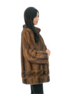 Giacca in pelliccia di visone gold 46 modello verticale con fasce orizzontali fondo manica lunga pistagna