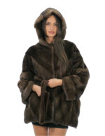 Mink cape full skins V-knit 48-56 demi three-quarter sleeve fur-lined hood