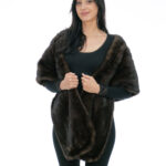Large full-skin mink fur stole 200 cm long and 42 cm wide with corals on the lining