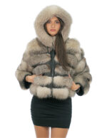 Giacca bomber in pelliccia di volpe 42 beige con cappuccio foderato pelliccia nero e zip manica lunga