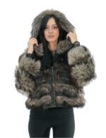 Giacca bomber in pelliccia di argentata 42 beige con cappuccio foderato pelliccia nero e zip manica lunga