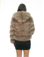 Giacca bomber in pelliccia di volpe 42 nocciola con cappuccio foderato pelliccia nero e zip manica lunga