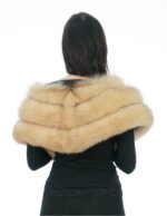 Stola in colore rosa con gancio di chiusura 3 fasce stola grande con fodera beige lunga 136 centimetri