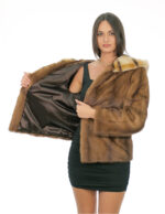 Giacca in pelliccia di visone 46 demi alta 64 cm con cappuccio con bordo pelliccia rex manica lunga