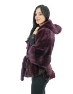 Nerz Pelz Cape 48-56 rote Traube mit innenliegendem Fellgürtel und mit Nerz gefütterter Kapuze – Bild 3