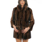 Pelliccia marrone sfumata a righe nere 44 visone demi marrone pelle intera manica lunga colletto italiano con bottone