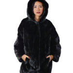 48-54 Schwarzer Nerzpelz-Umhang V-förmige Kapuze Dreiviertel-Ärmel Kordelzug am Saum