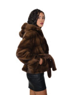 Giacca pelliccia visone orizzontale demi scuro 56 con cappuccio con coulisse manica lunga cintura esterna in pelliccia - immagine 2