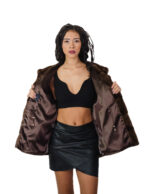 Giacca pelliccia visone orizzontale demi buff marrone 54 con cappuccio con coulisse manica lunga coulisse in vita a sfiancare - immagine 6