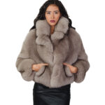 Giacca in pelliccia di volpe light sable grigio 42 pelle intera collo pistagna manica tre quarti chiusura bottoni clip