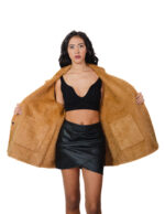 Reversible brown eco sheepskin coat 48 button closure clip on fur side and leather side zip pockets and mug - Image 6