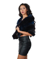 Stola in volpe blu con fodera raso blu lunghezza 150 nastri a chiusura alta 44 centimetri - immagine 2