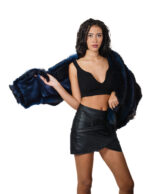 Stola in volpe blu con fodera raso blu lunghezza 150 nastri a chiusura alta 44 centimetri - immagine 5