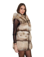 Ärmellose Fox-Jacke mit breiten Streifen, Kapuze (Größe 40) mit Außentaschen, Lederriemen und Reißverschluss. – Bild 2