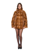 Gold 52 horizontal mink fur coat with V-shaped sleeves, piping collar and magnetic collar - Image 4