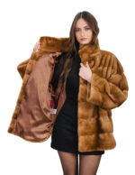 Gold 52 horizontal mink fur coat with V-shaped sleeves, piping collar and magnetic collar - Image 6