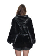 Nerzcape, 48–56 cm horizontal, schwarze Nerzkapuze, innenliegender Pelzgürtel, Fledermausärmel, 68 cm hoch – Bild 5