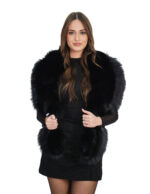 Beautiful black fox fur stole, one size, 160 cm long, with internal laces.