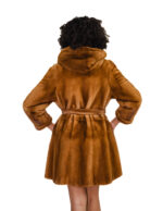 Pelzgürtel und Kapuzenmantel, goldfarben, 42 cm, Nerzpelz, Ganzlederärmel mit Manschettenhaken – Bild 5